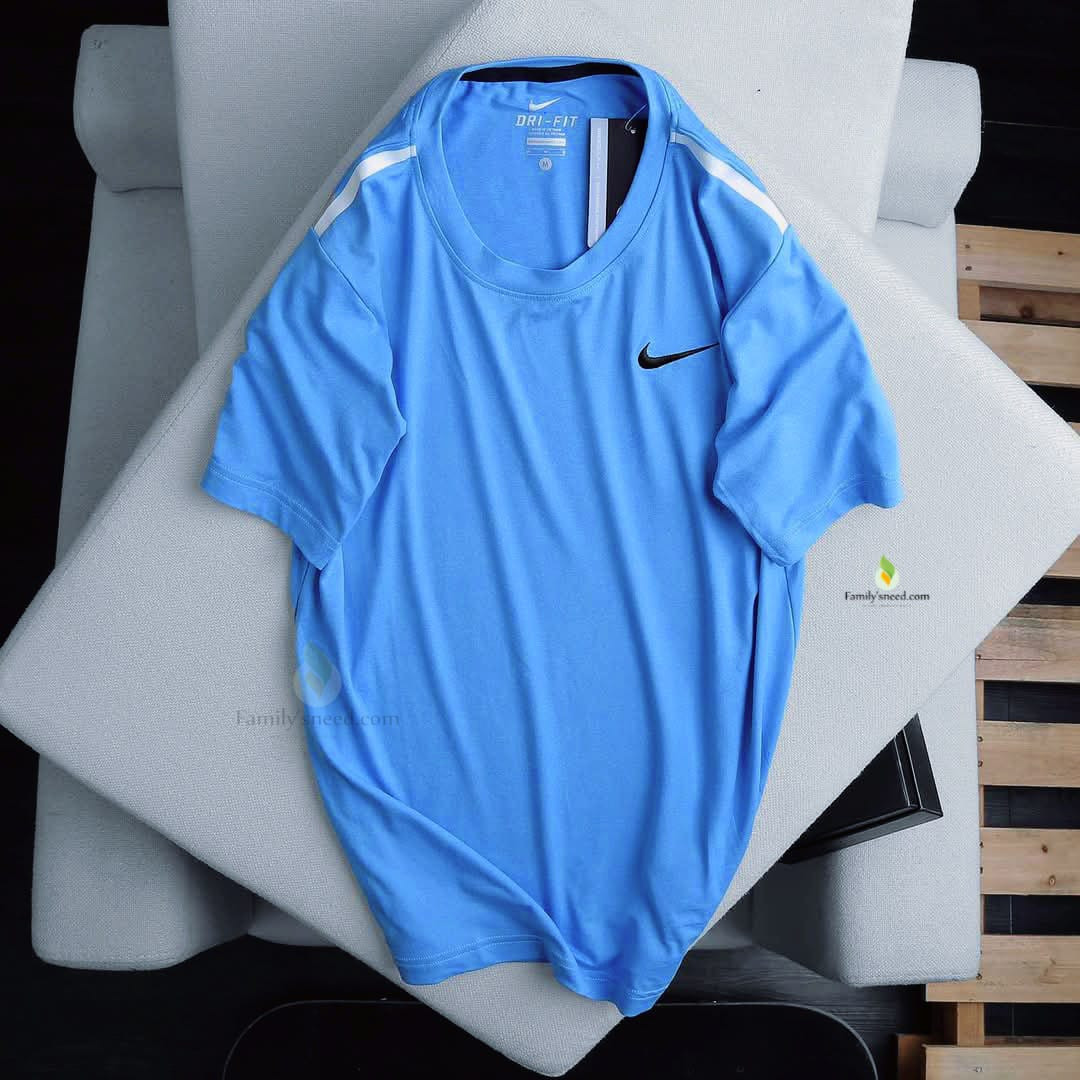 Men's  premium Sports t-shirt.