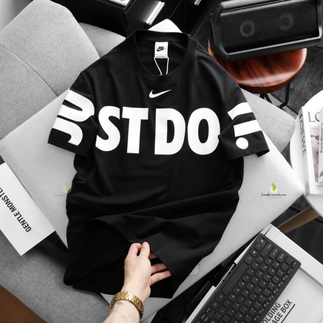 Droup Shoulder T-shirt.